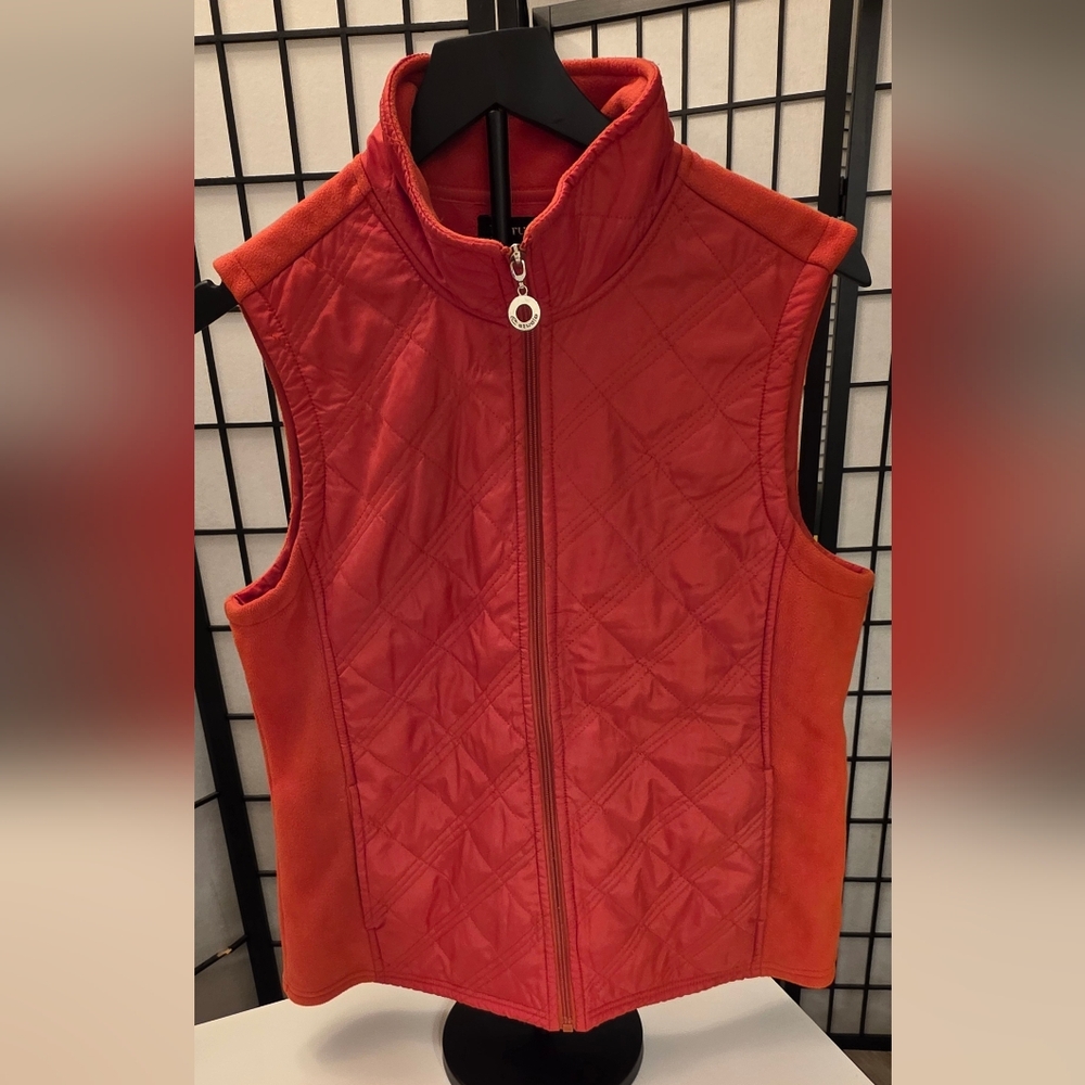 E Studio Women's Quilted Orange Vest ~ Size Large - Picture 3 of 7